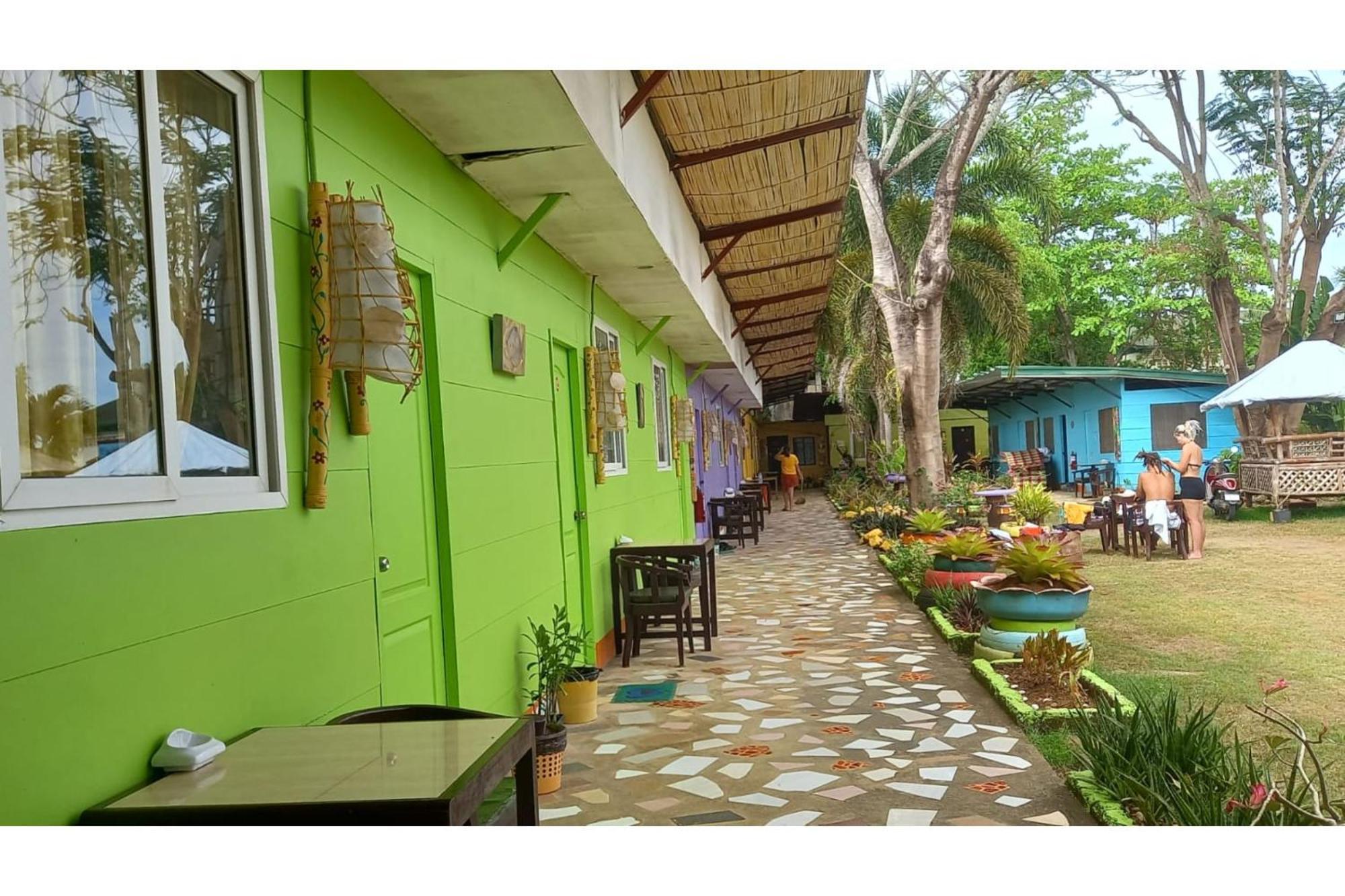 Oyo 671 Natua'S Cabin Puerto Princesa Εξωτερικό φωτογραφία